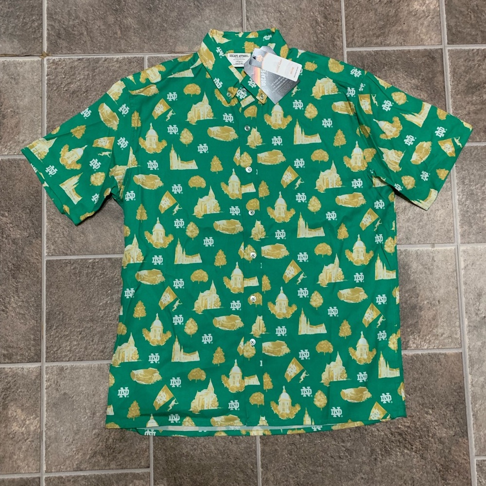 $150 Notre Dame Fighting Irish Logo Camp Shirt Kelly Green Uscape Apparel, M